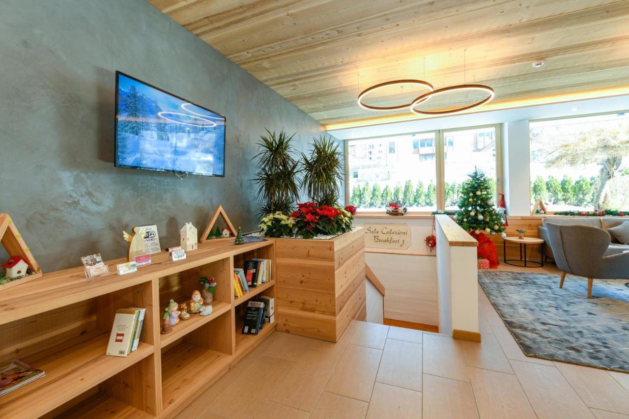 Bepy Hotel Garni Giustino Екстериор снимка