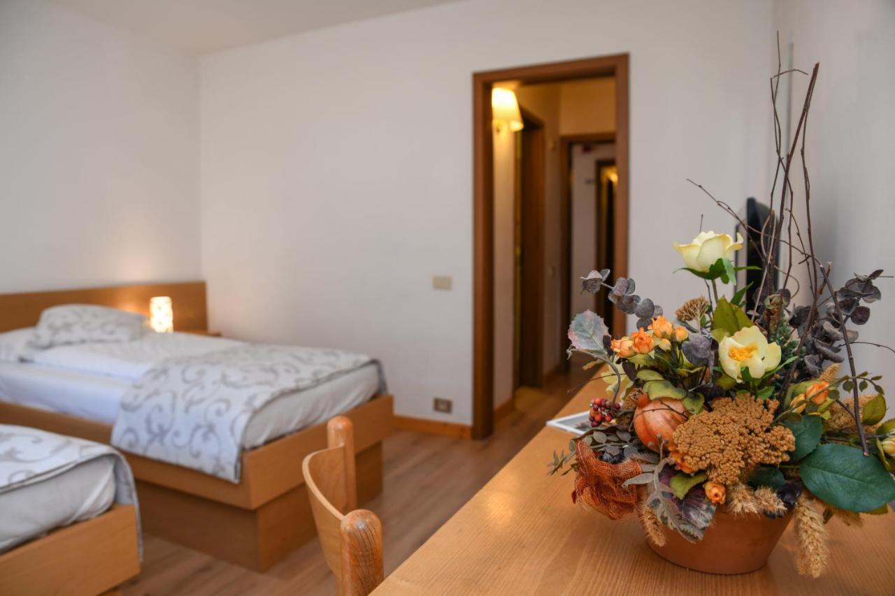 Bepy Hotel Garni Giustino Стая снимка